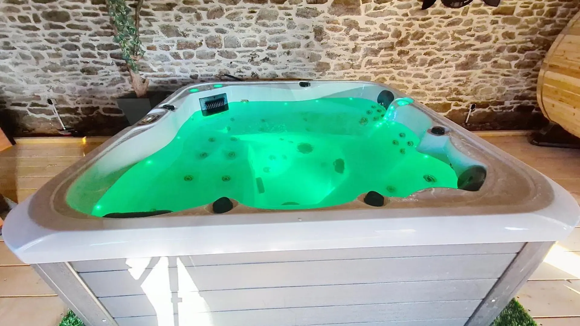 Studio Duplex Calme - Spa - Sauna - Parking - Wifi Comps-la-Grand-Ville 0*,  Fransa